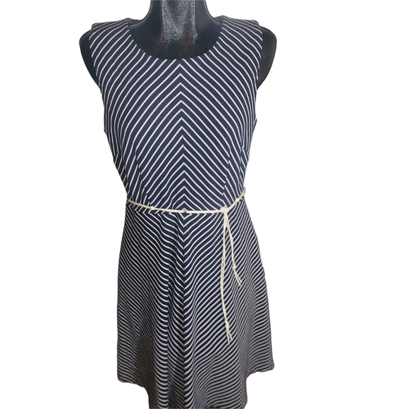 Tommy Hilfiger Navy and White Striped Sleeveless Dress 12 - Picture 1 of 6